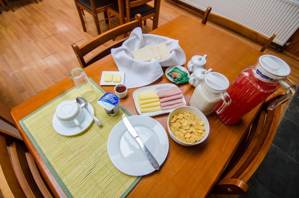 Smile Patagonia (Adults Only) Hotel ปวยร์โตนาตาเลส ภายนอก รูปภาพ