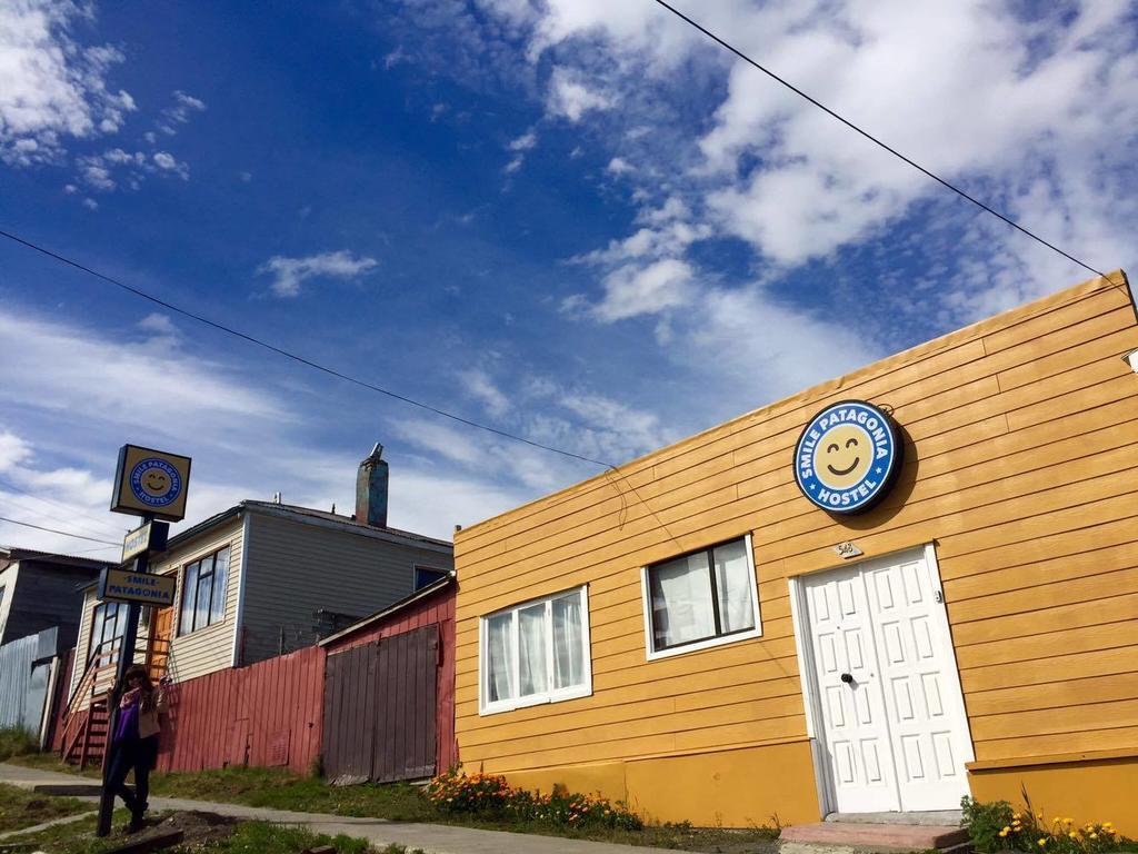Smile Patagonia (Adults Only) Hotel ปวยร์โตนาตาเลส ภายนอก รูปภาพ